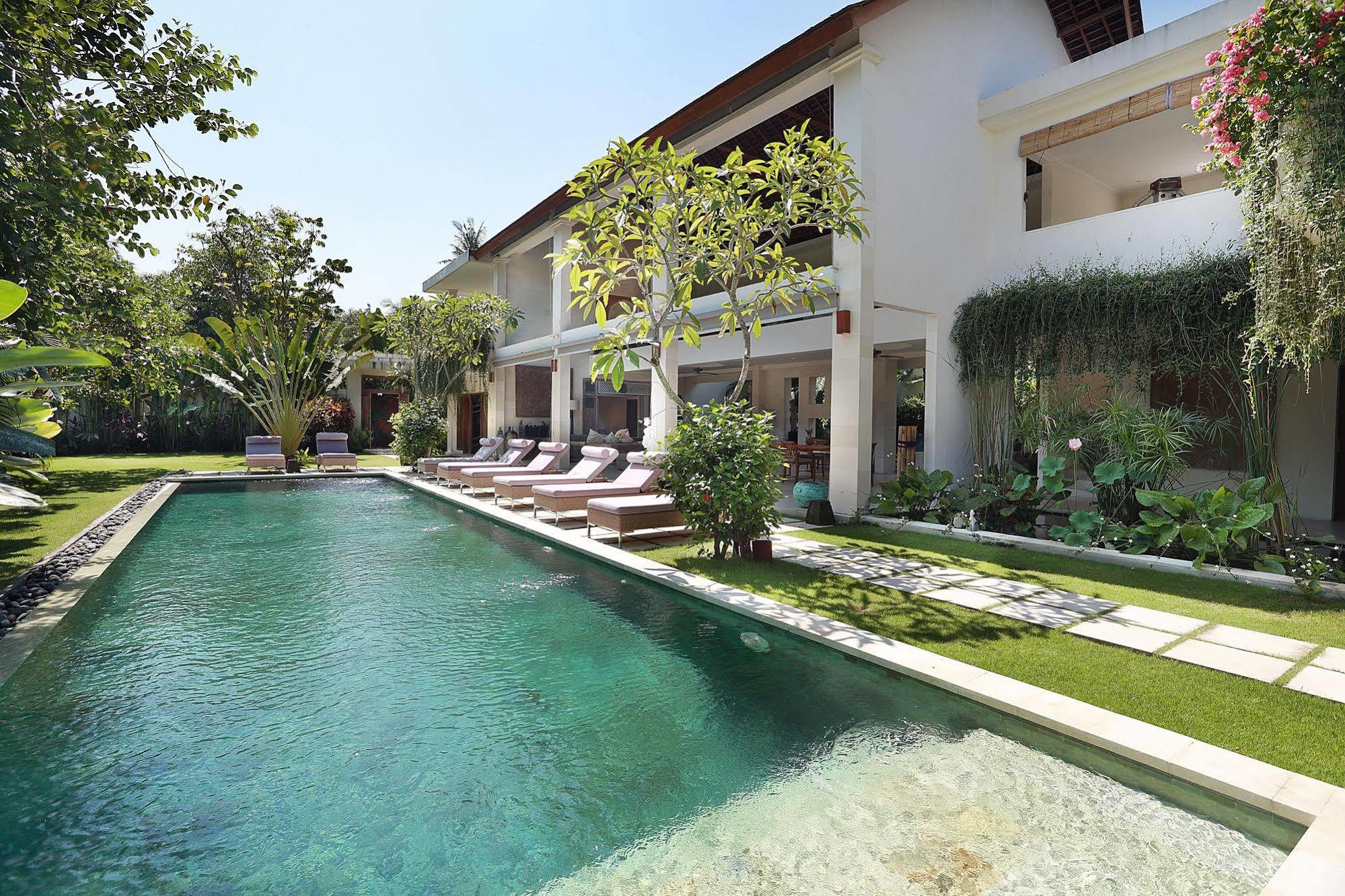 Villa Bali Asri Batubelig Seminyak Eksteriør billede