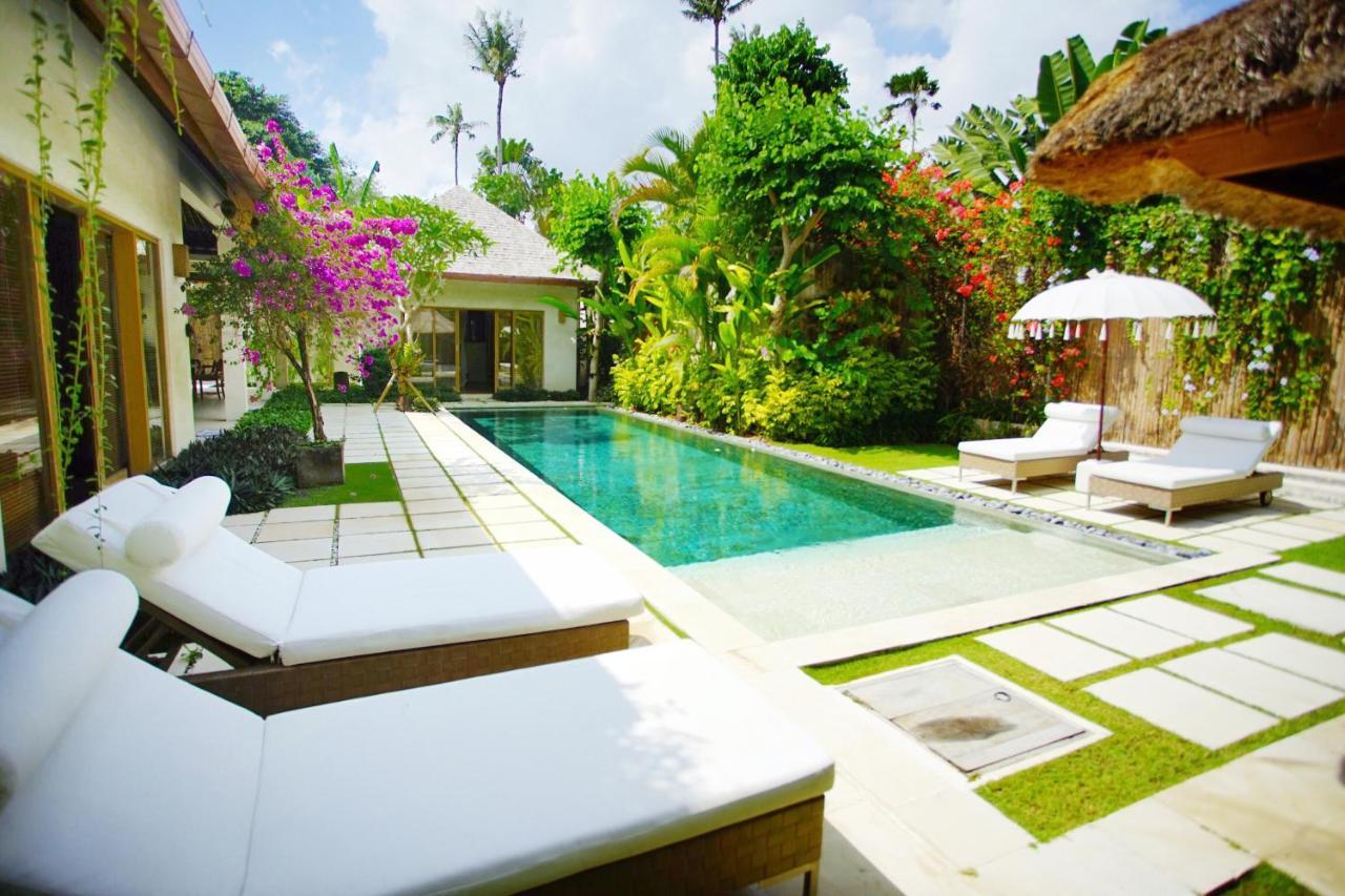 Villa Bali Asri Batubelig Seminyak Eksteriør billede
