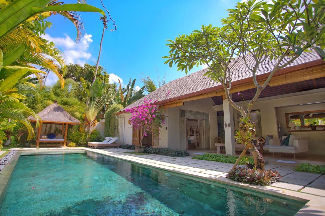 Villa Bali Asri Batubelig Seminyak Eksteriør billede